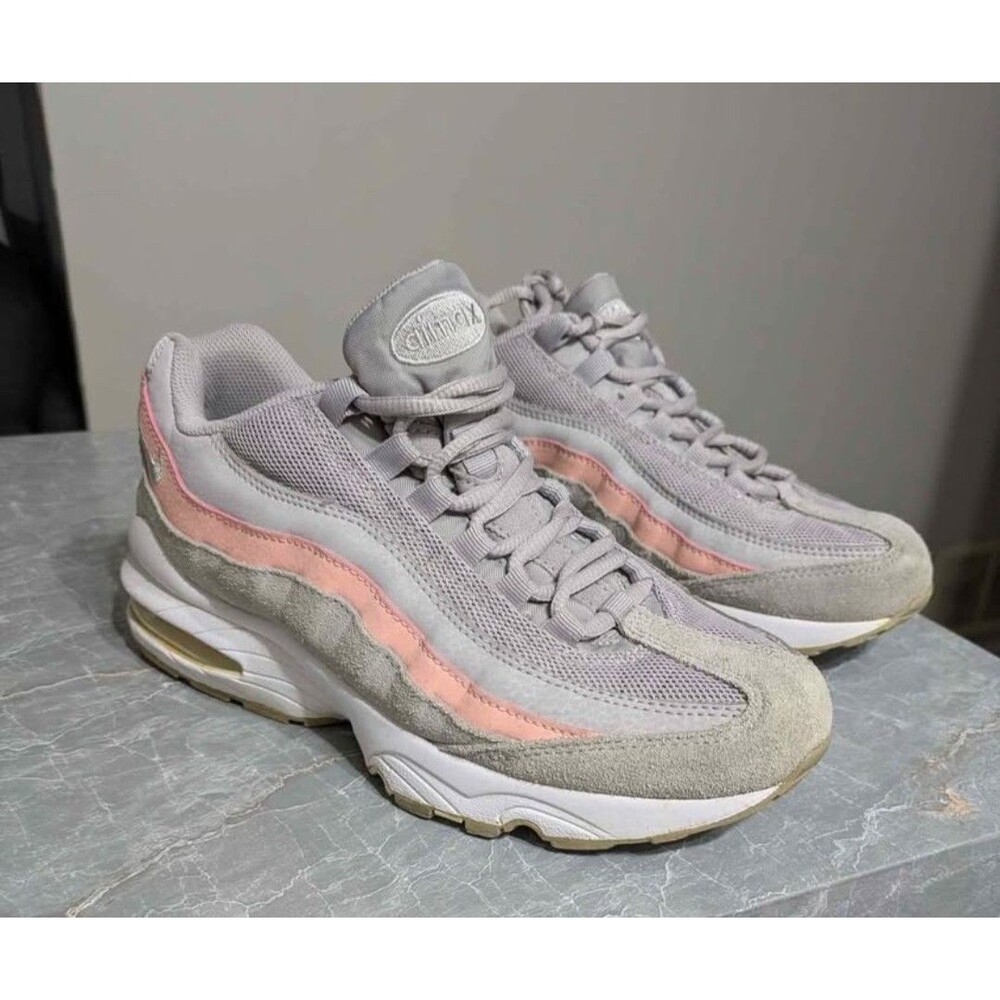 Size 6y Girls Pink & Grey Nike Air Max 95 Atmosphere. Fits A Size 7.5 In Women's - Picture 6 of 8